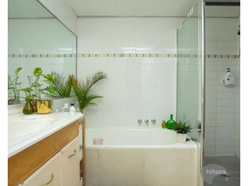 6/63 Cavil Avenue, Surfers Paradise QLD 4217