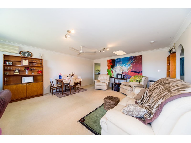 1/48 Usher Avenue, Labrador QLD 4215