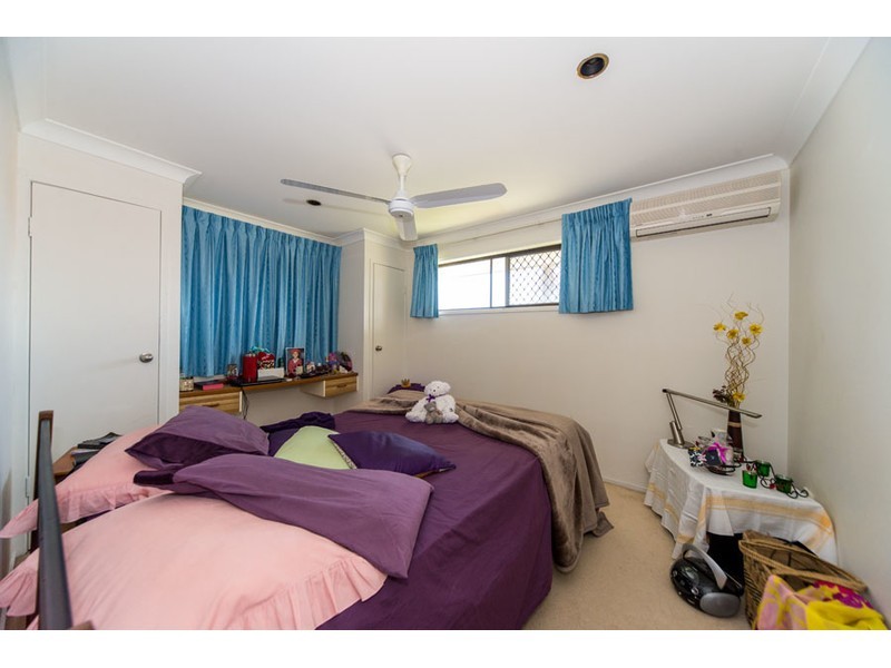 1/48 Usher Avenue, Labrador QLD 4215