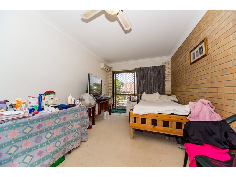 1/48 Usher Avenue, Labrador QLD 4215