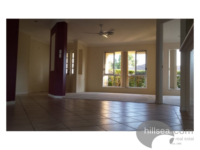 4 Jordana Street, Arundel QLD 4214