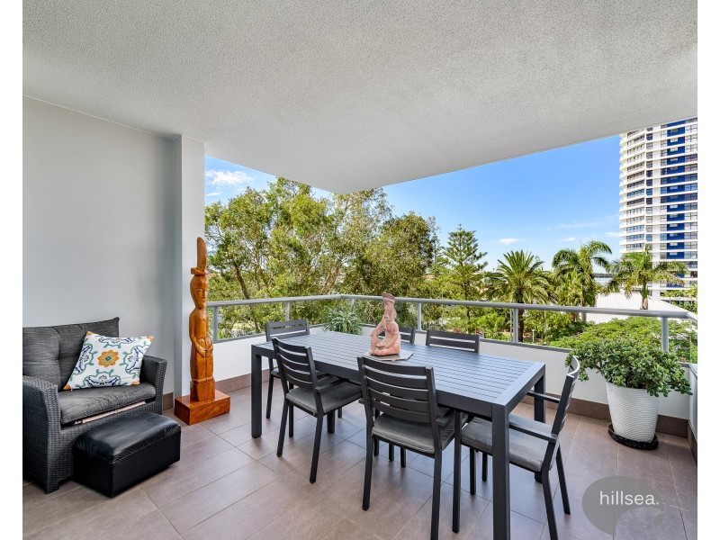 28 Bayview Street, Runaway Bay QLD 4216