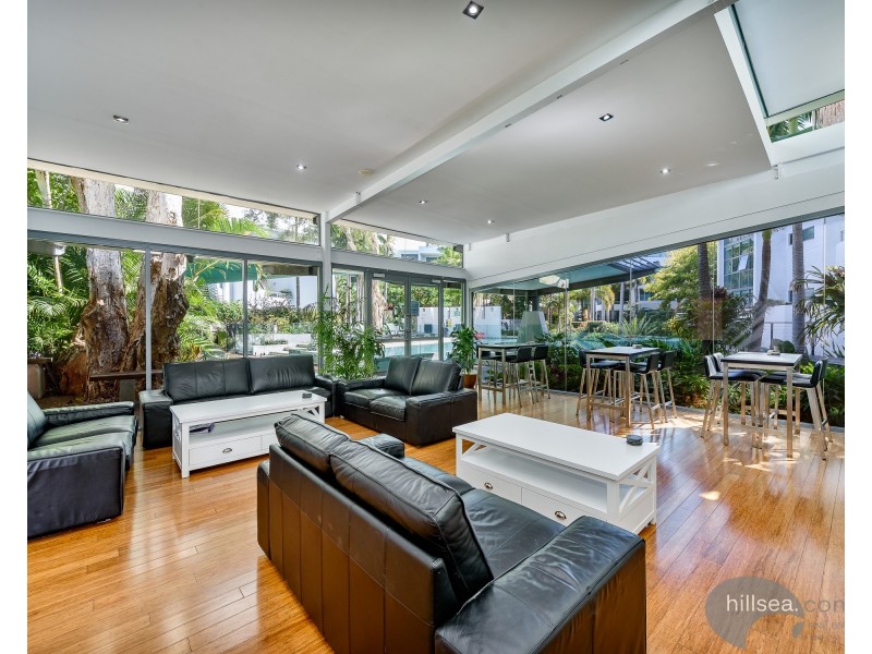 28 Bayview Street, Runaway Bay QLD 4216