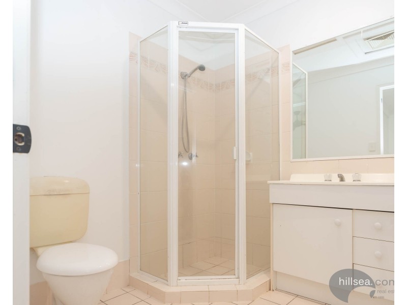 14/143 Frank Street, Labrador QLD 4215
