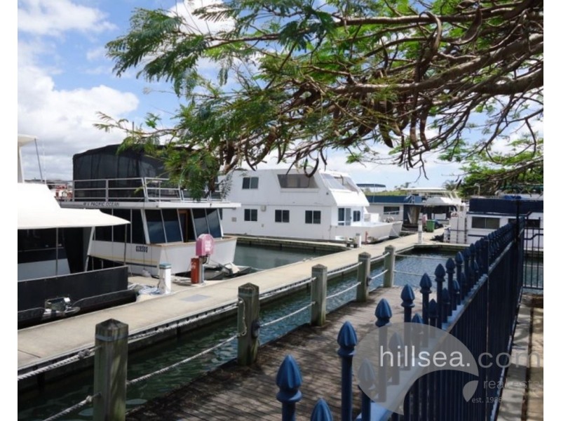 26 John Lund Drive, Hope Island QLD 4212