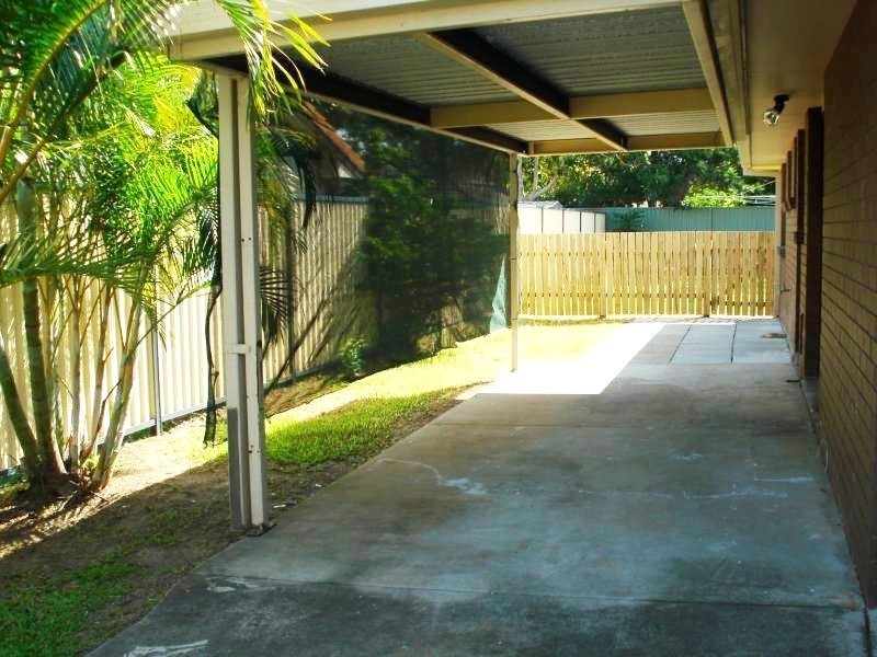 28 Burrinjuck Drive, Coombabah QLD 4216