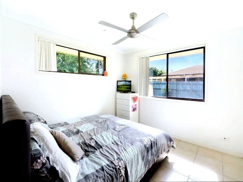 28 Burrinjuck Drive, Coombabah QLD 4216