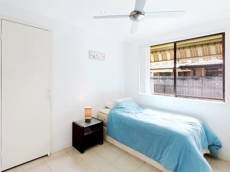 28 Burrinjuck Drive, Coombabah QLD 4216