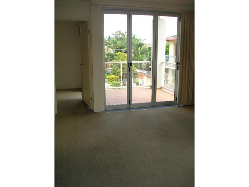 18/414 Marine Parade, Biggera Waters QLD 4216