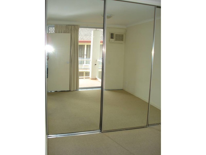 18/414 Marine Parade, Biggera Waters QLD 4216