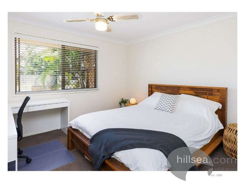 38 Sundown Drive, Paradise Point QLD 4216