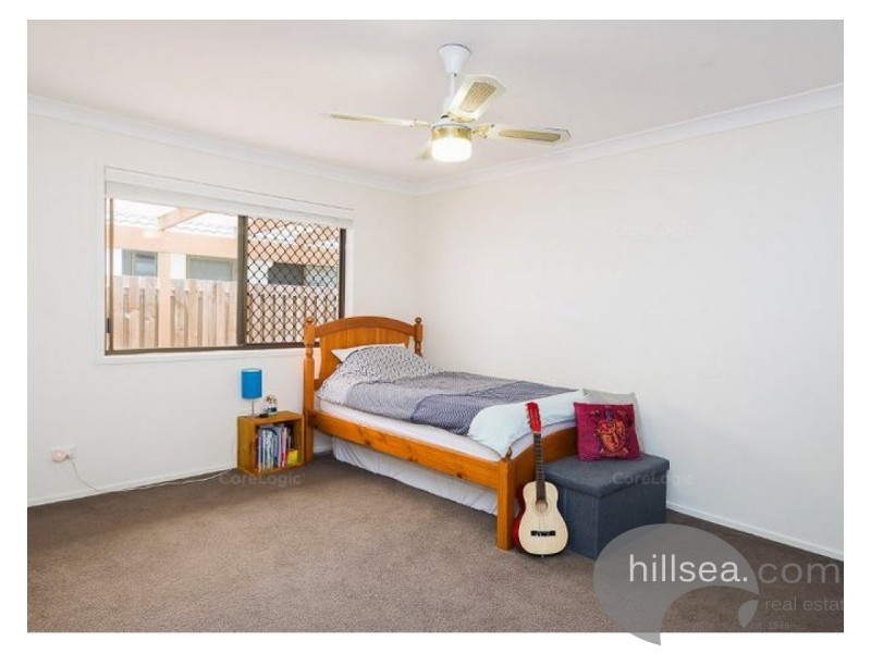 38 Sundown Drive, Paradise Point QLD 4216