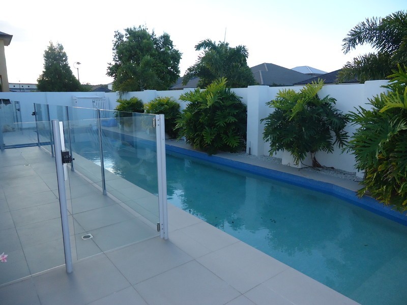 1 Trieste Court, Coombabah QLD 4216