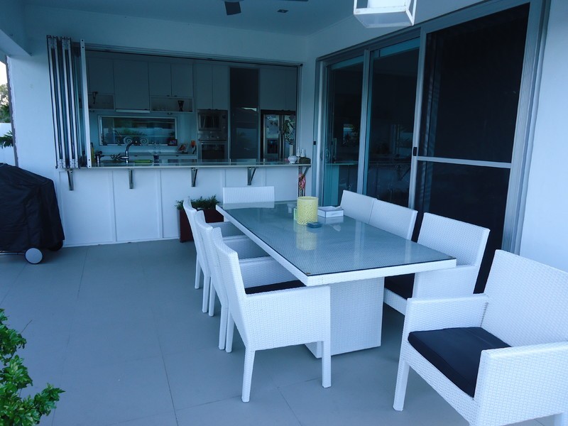 1 Trieste Court, Coombabah QLD 4216