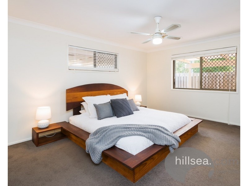 38 Sundown Drive, Paradise Point QLD 4216