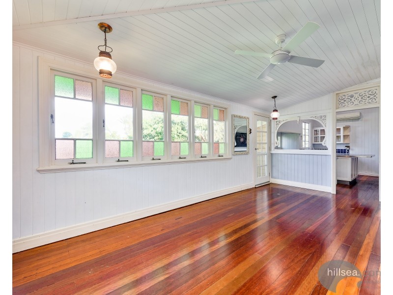 9 Dunnes Avenue, Hope Island QLD 4212