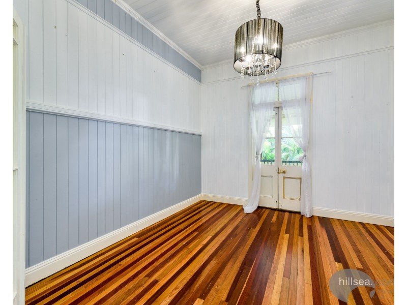 9 Dunnes Avenue, Hope Island QLD 4212