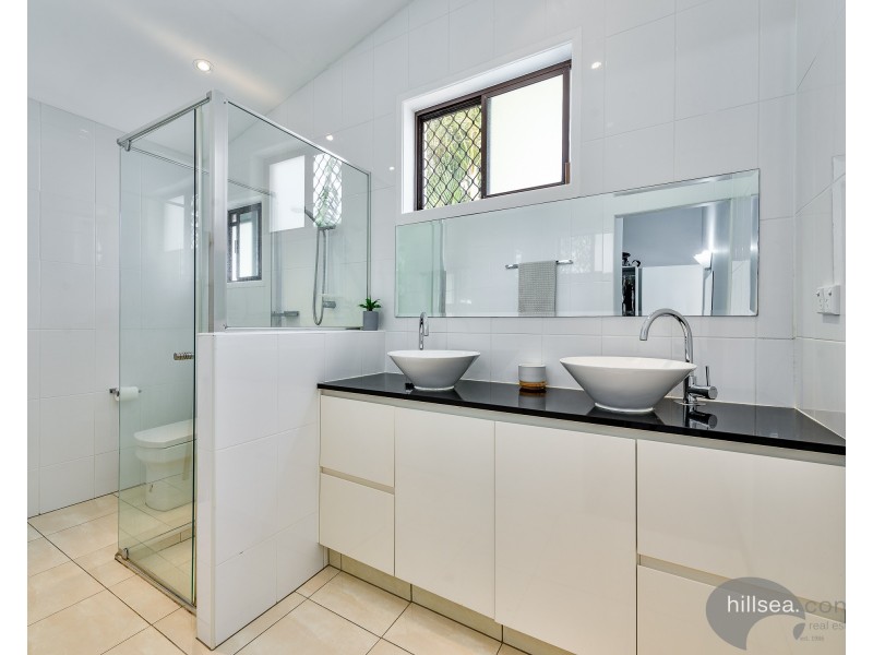 26 Clifton Street, Biggera Waters QLD 4216