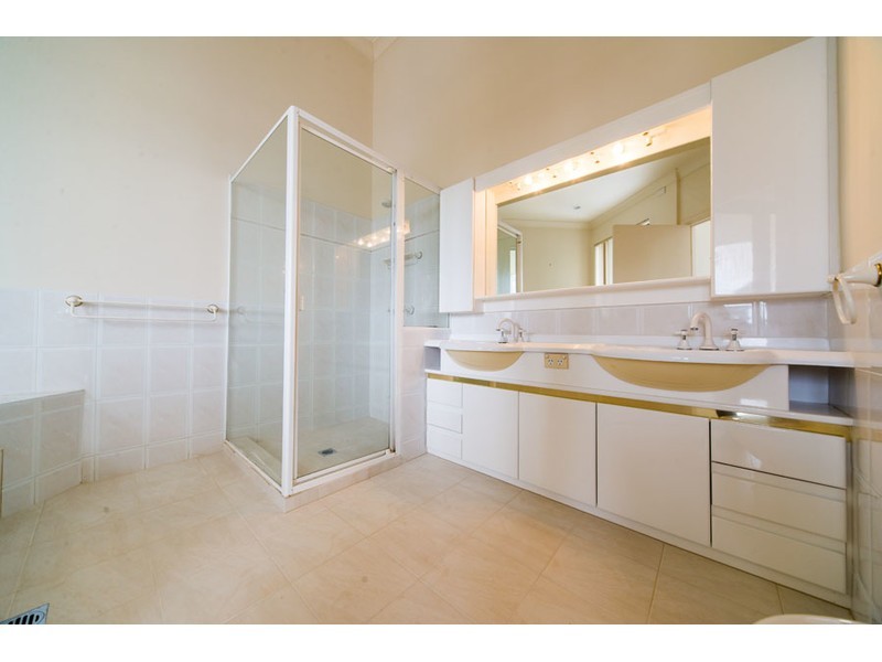 29/3 Lee Road, Runaway Bay QLD 4216