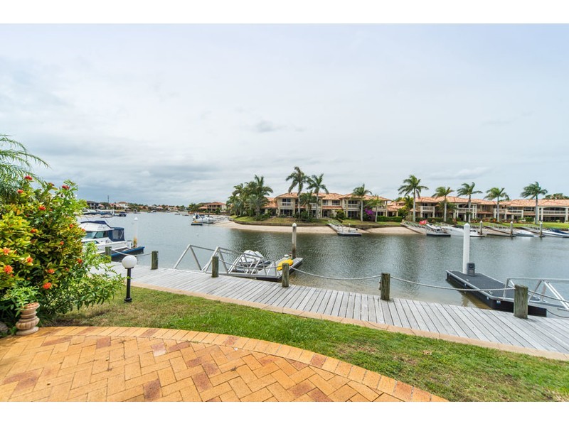29/3 Lee Road, Runaway Bay QLD 4216
