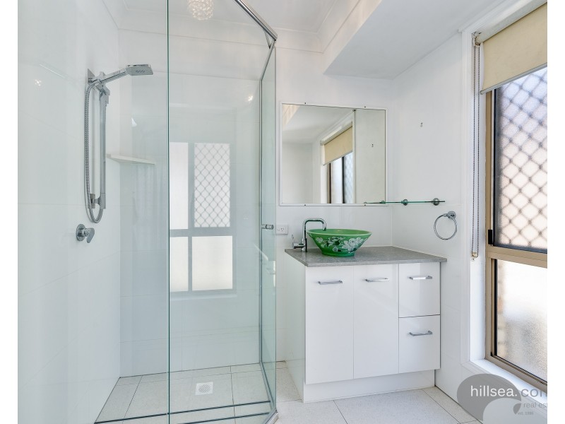 15 Carner Court, Parkwood QLD 4214