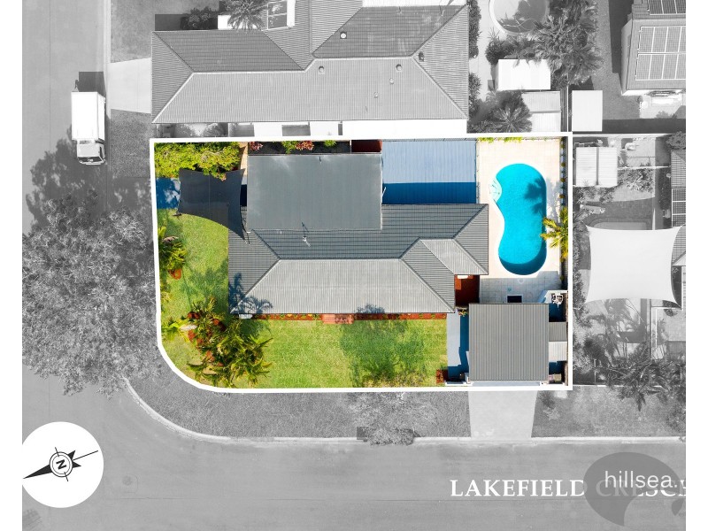 19 Lakefield Crescent, Paradise Point QLD 4216