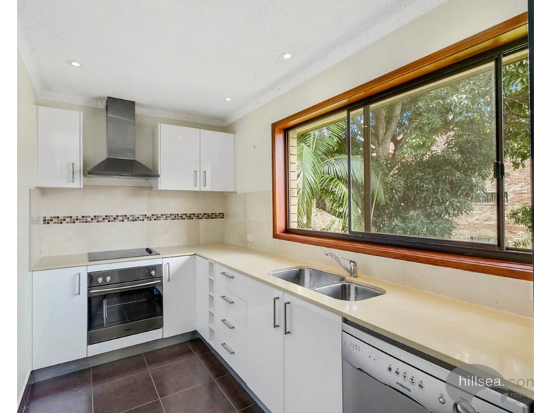 6/168 Frank Street, Labrador QLD 4215