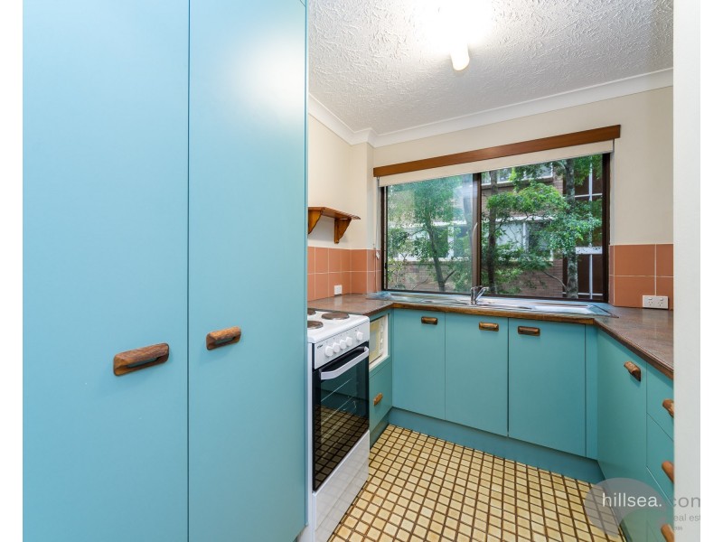 4/7 Lather Street, Southport QLD 4215