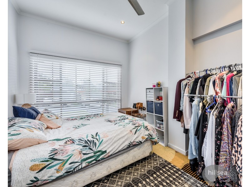 5 Stretton Drive, Helensvale QLD 4212