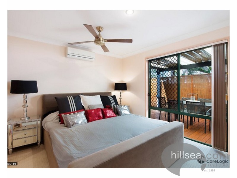 2/7 Coral Avenue, Labrador QLD 4215
