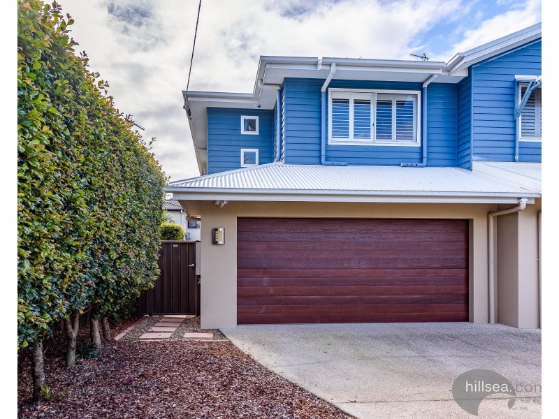 2/75 Broad Street, Labrador QLD 4215