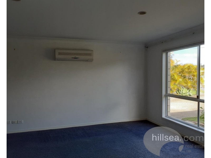 24 Manra Way, Pacific Pines QLD 4211