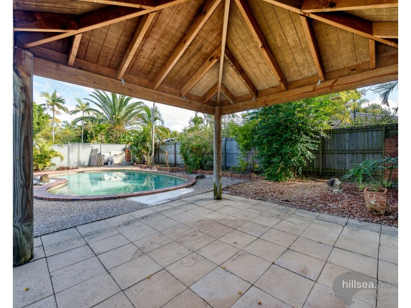 8 Wandilla Drive, Helensvale QLD 4212