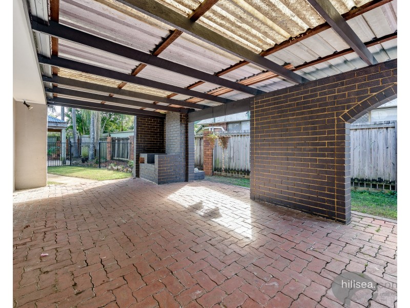 8 Wandilla Drive, Helensvale QLD 4212