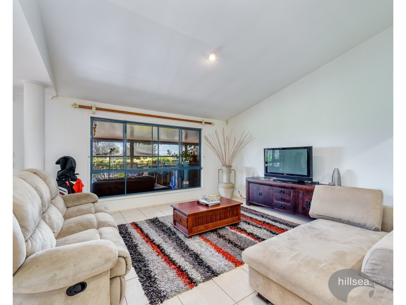 50 Manra Way, Pacific Pines QLD 4211