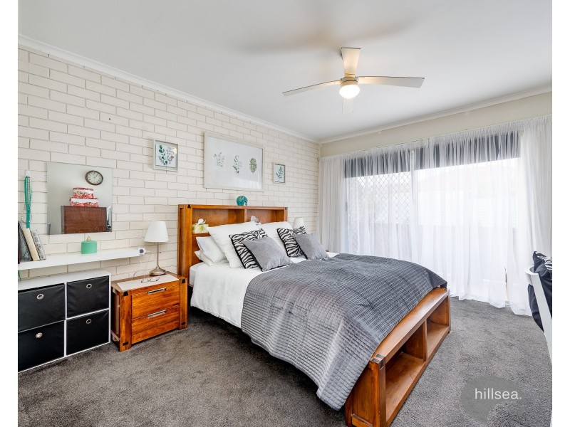 3/12 Errol Avenue, Paradise Point QLD 4216