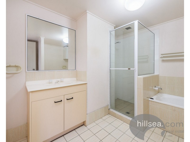 15/65 Bayview Street, Runaway Bay QLD 4216