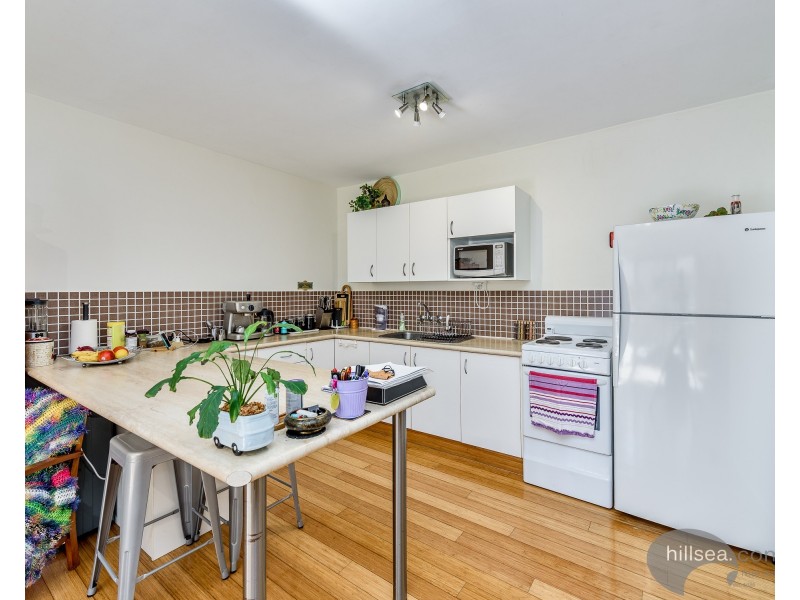 2/10 Madang Crescent, Runaway Bay QLD 4216