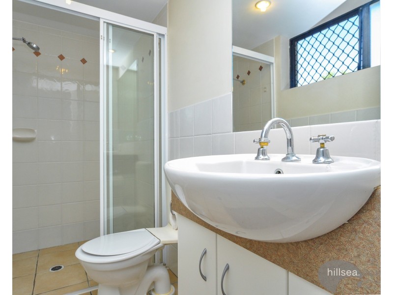 4/129 Muir Street, Labrador QLD 4215