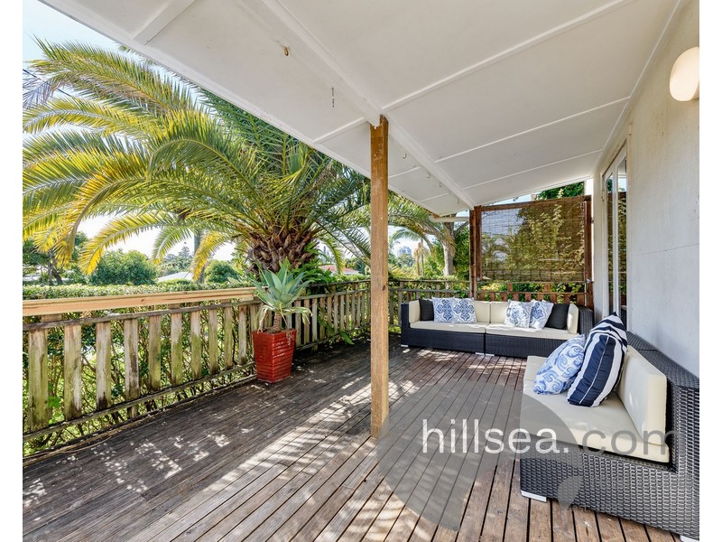 104 Robert Street, Labrador QLD 4215