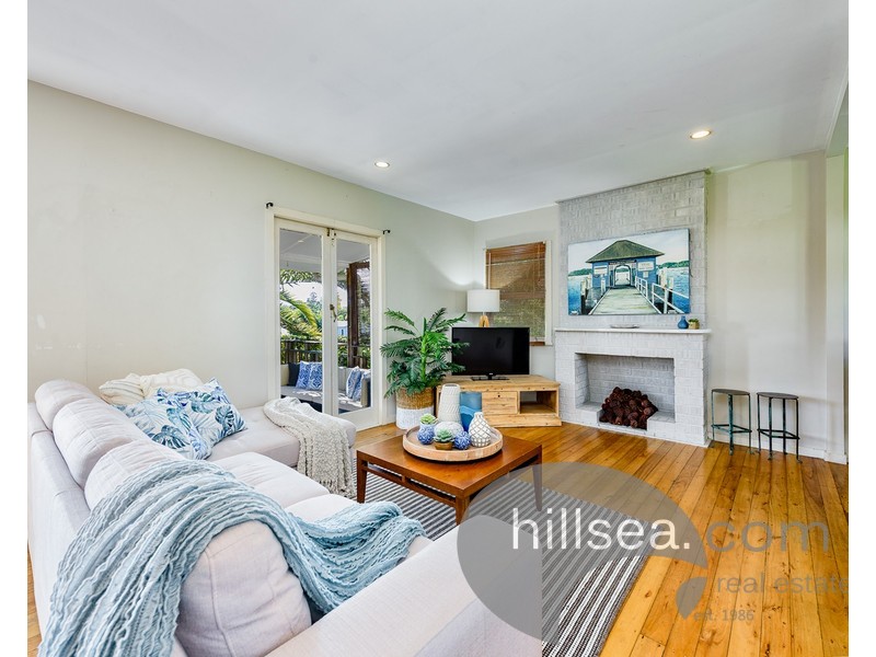 104 Robert Street, Labrador QLD 4215