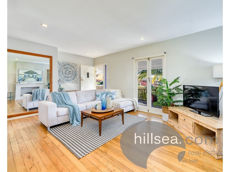 104 Robert Street, Labrador QLD 4215