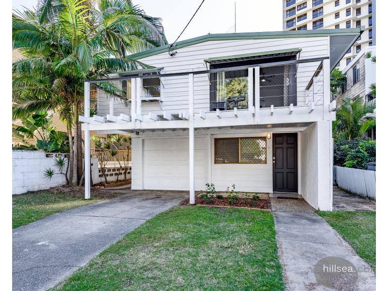 11 Aubrey Avenue, Surfers Paradise QLD 4217