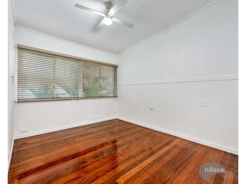 11 Aubrey Avenue, Surfers Paradise QLD 4217