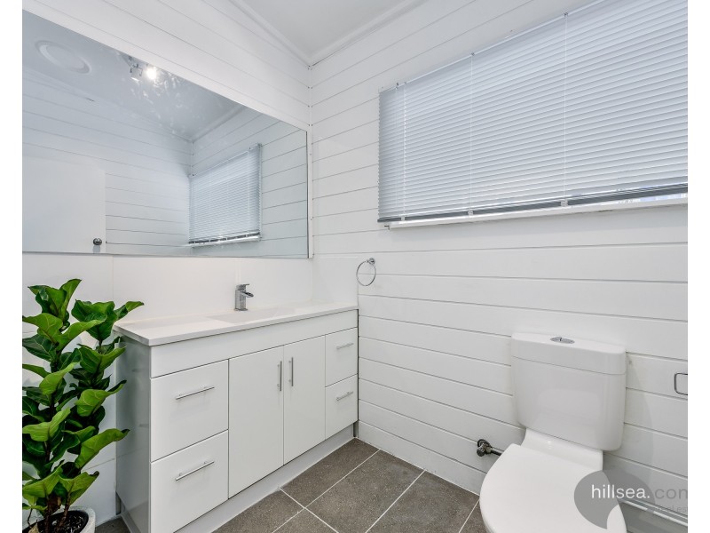 11 Aubrey Avenue, Surfers Paradise QLD 4217