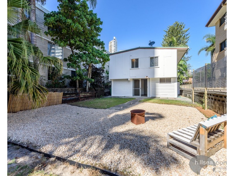 11 Aubrey Avenue, Surfers Paradise QLD 4217