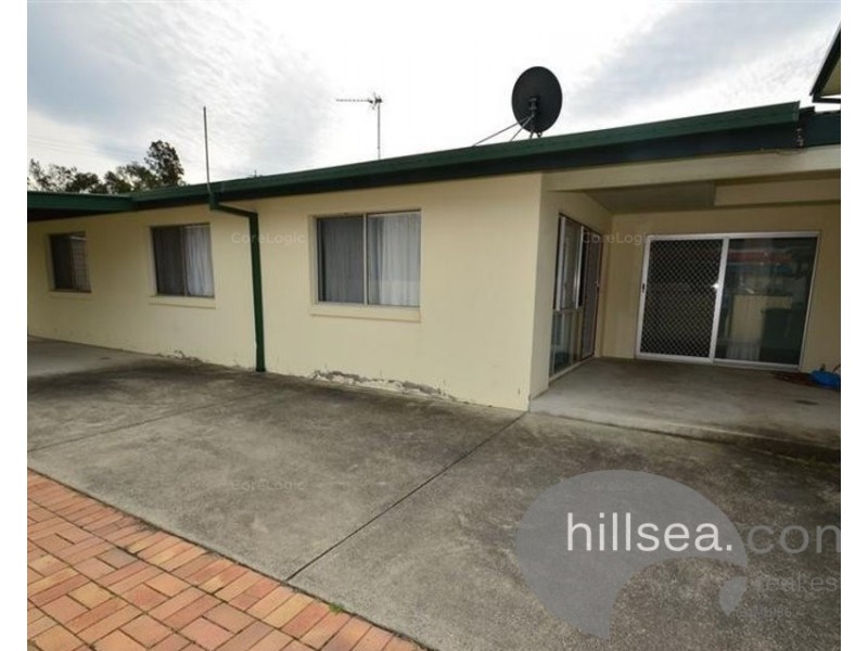 2/4 Geoffrey Avenue, Southport QLD 4215