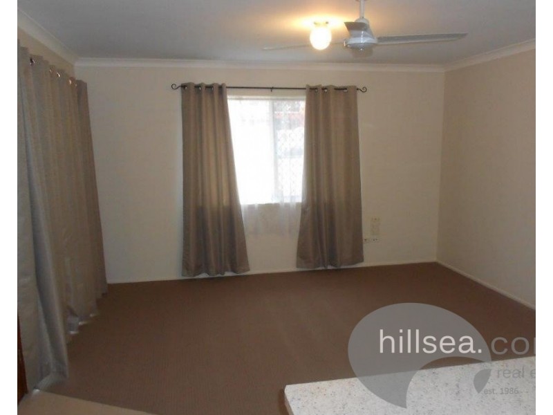 2/4 Geoffrey Avenue, Southport QLD 4215