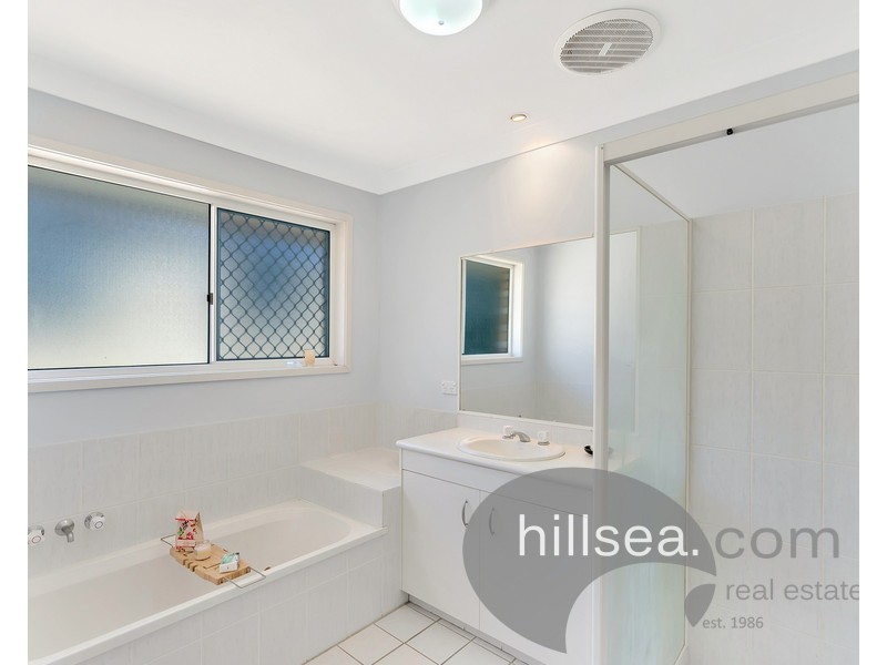 4/90 Pohlman Street, Southport QLD 4215