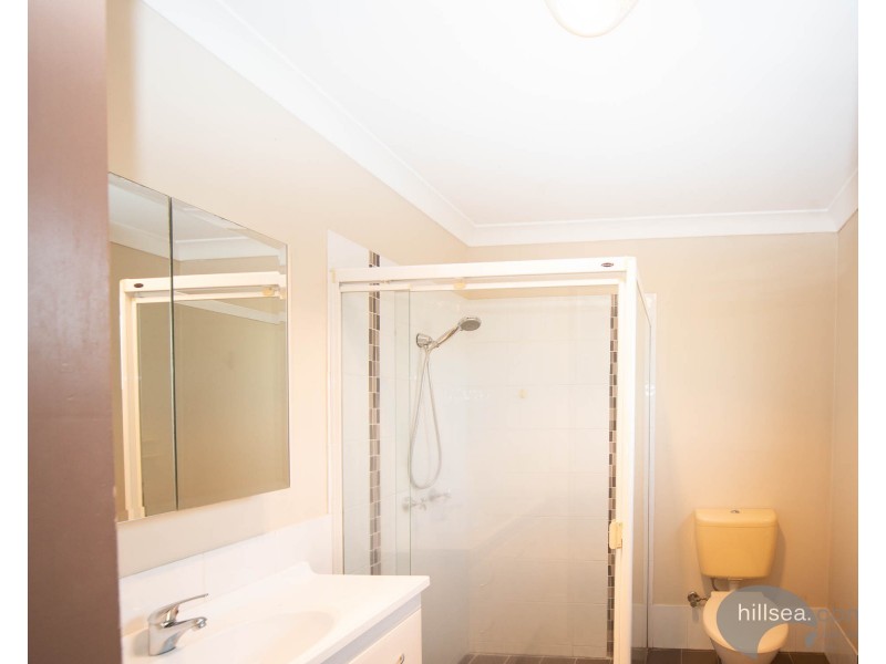 6 Collingwood Court, Arundel QLD 4214